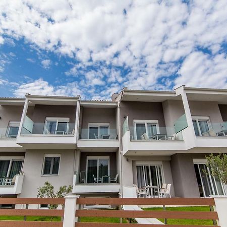 The Papoutsakis Apartments Никити Экстерьер фото