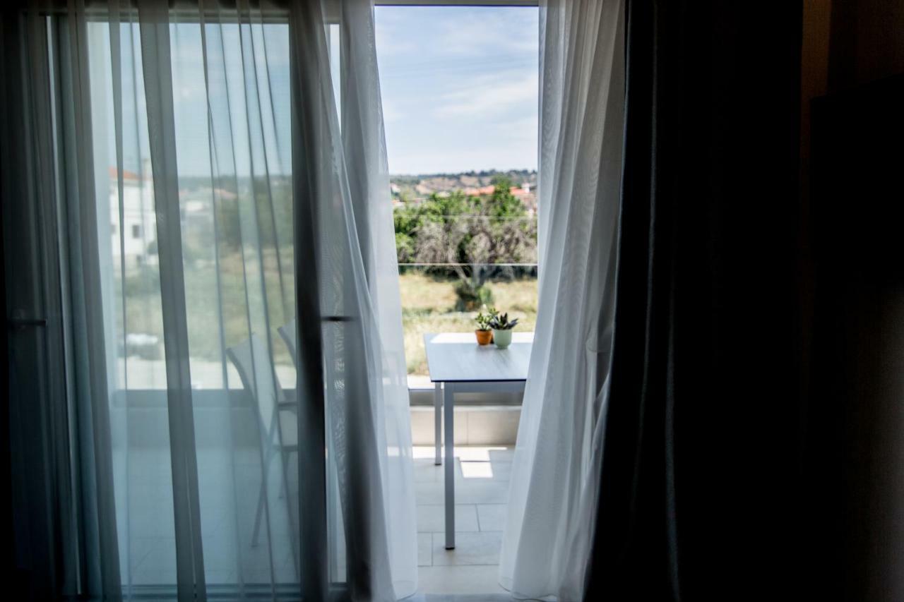 The Papoutsakis Apartments Никити Экстерьер фото